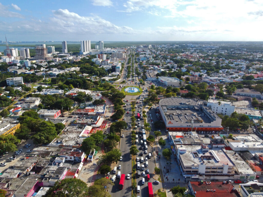 Cancun downtown safety around Avenida Tulum